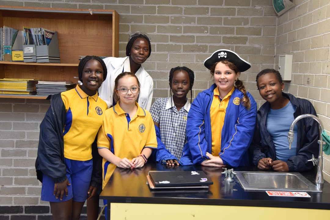 741601557965295_1400579572067487-1